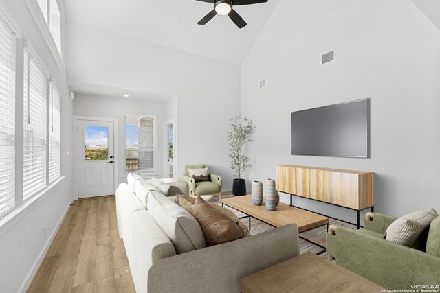 124 Radnor, New Braunfels, TX 78130