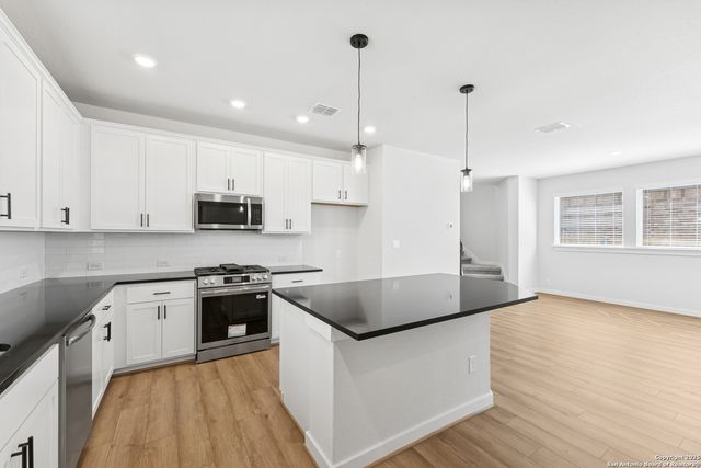 124 Radnor, New Braunfels, TX 78130