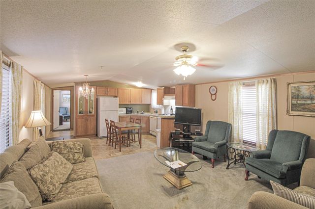 228 Aspen, Livingston, TX 77351