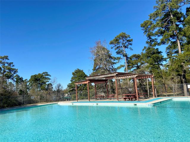 228 Aspen, Livingston, TX 77351