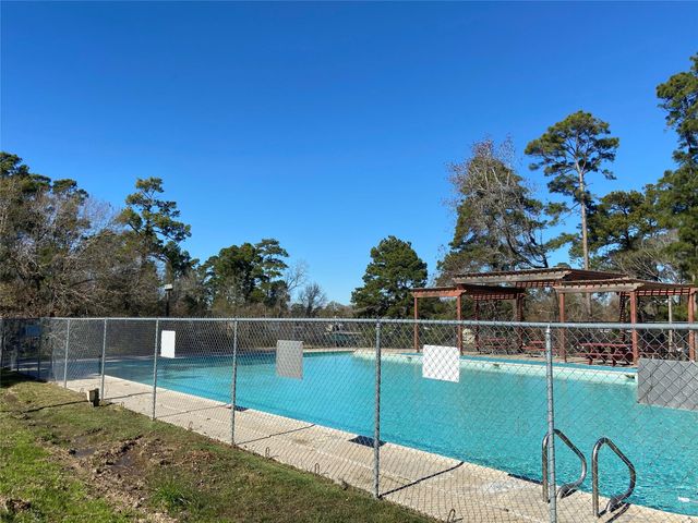 228 Aspen, Livingston, TX 77351