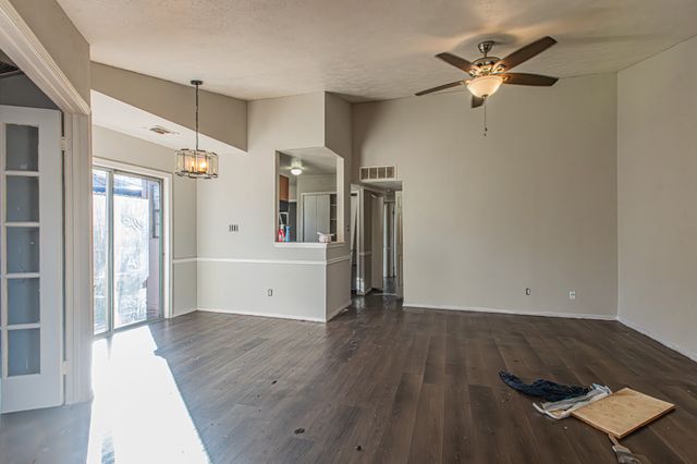 431 Pogue Street, Cedar Hill, TX 75104