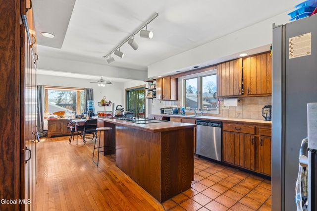 150 Melrose Avenue, Albany, NY 12203