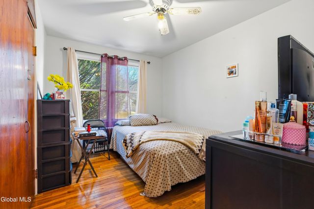 150 Melrose Avenue, Albany, NY 12203