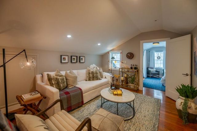 34 South Main Street, Danby, VT 05739