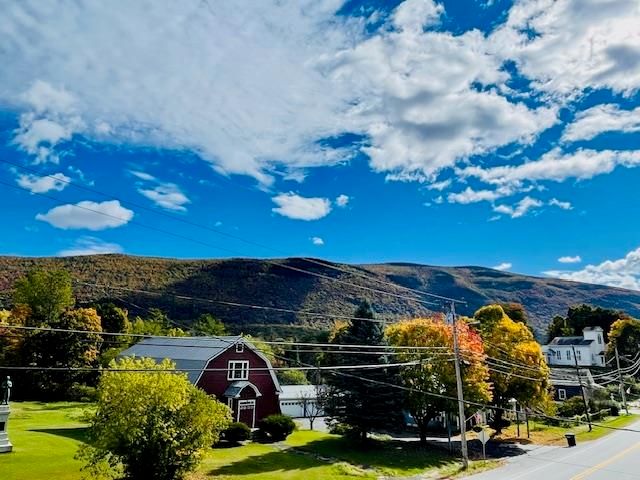 34 South Main Street, Danby, VT 05739