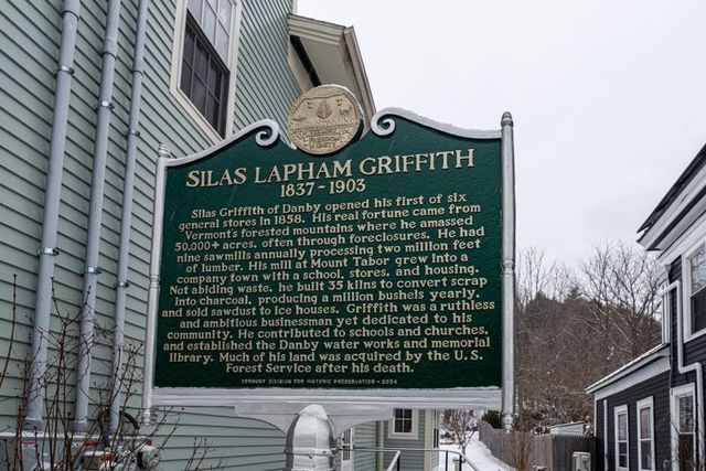 34 South Main Street, Danby, VT 05739