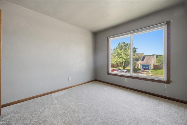 3077 Monet DR, Virginia Beach, VA 23453