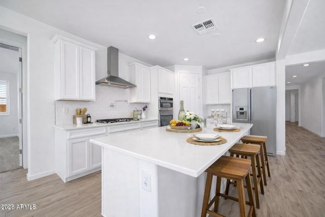 17871 W STRAIGHT ARROW Lane, Surprise, AZ 85387