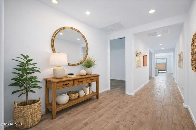 17871 W STRAIGHT ARROW Lane, Surprise, AZ 85387