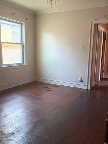 1401 S 11th Avenue, Maywood, IL 60153