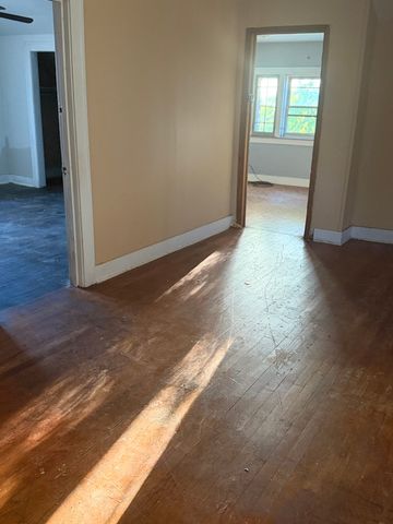 1401 S 11th Avenue, Maywood, IL 60153