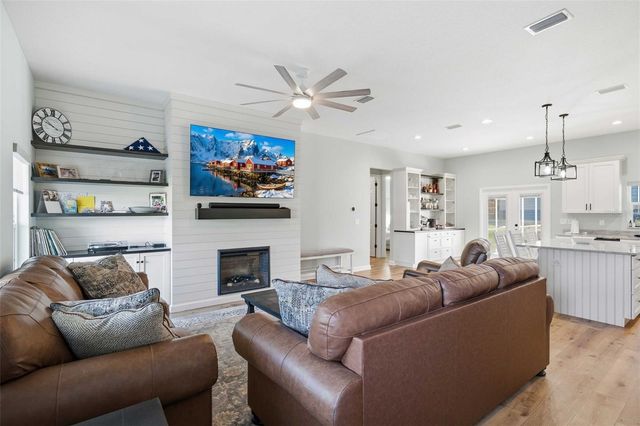 8624 E CRESCO LANE, Inverness, FL 34450