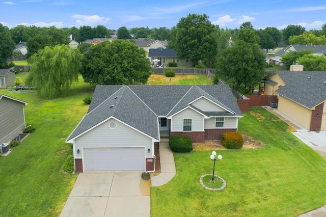 10818 W Central Park St, Wichita, KS 67205