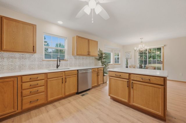 10818 W Central Park St, Wichita, KS 67205