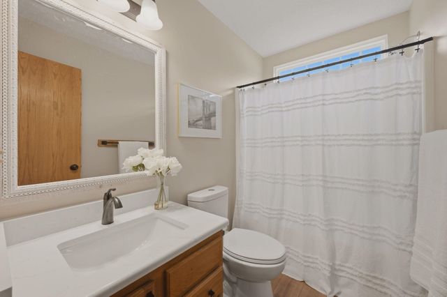 10818 W Central Park St, Wichita, KS 67205