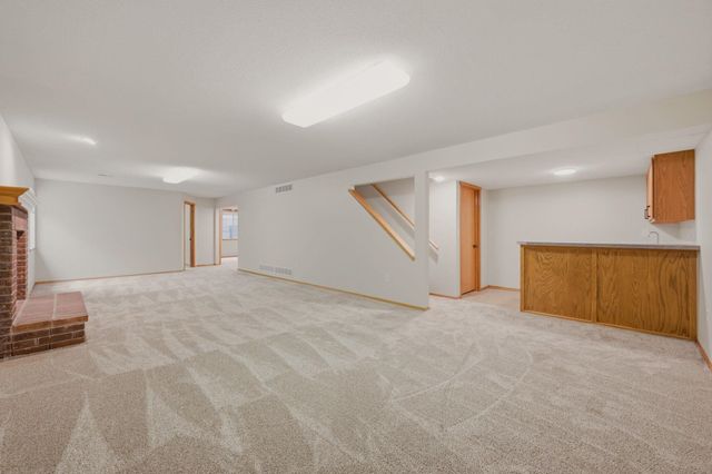 10818 W Central Park St, Wichita, KS 67205