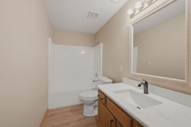 10818 W Central Park St, Wichita, KS 67205