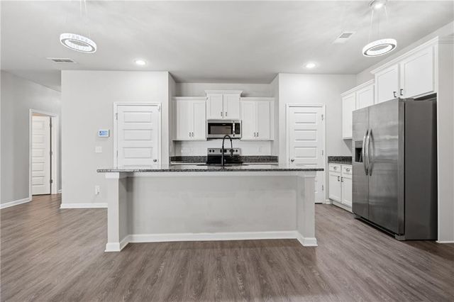 145 Hunts Mill Circle, Griffin, GA 30224