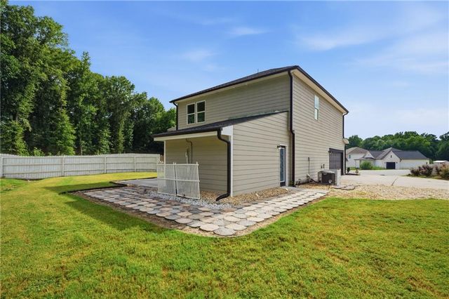 145 Hunts Mill Circle, Griffin, GA 30224