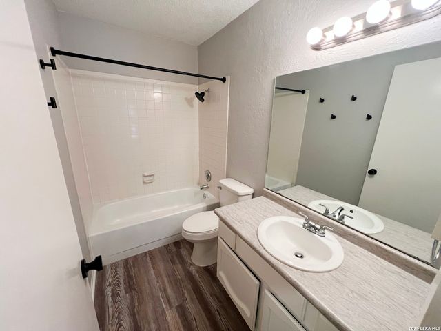 11226 PRAIRIE SPRINGS DR, San Antonio, TX 78249