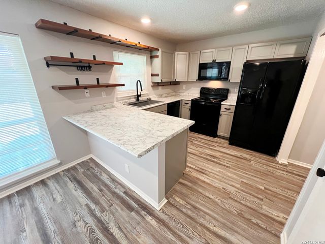 11226 PRAIRIE SPRINGS DR, San Antonio, TX 78249