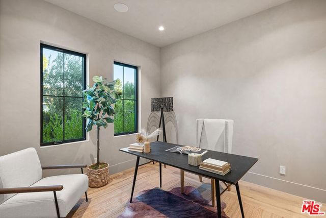 14557 Addison Street, Sherman Oaks, CA 91403