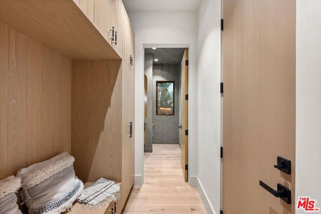 14557 Addison Street, Sherman Oaks, CA 91403