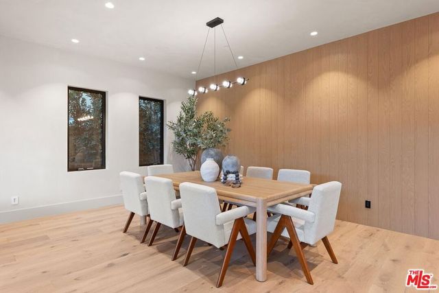 14557 Addison Street, Sherman Oaks, CA 91403
