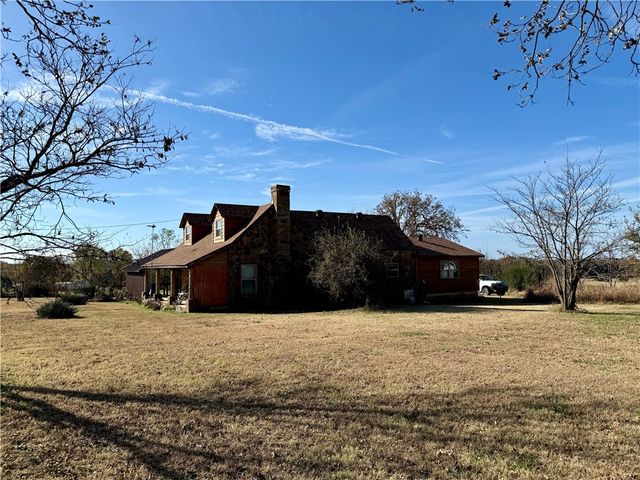 10993 S Old Cincinnati Road, Lincoln, AR 72744