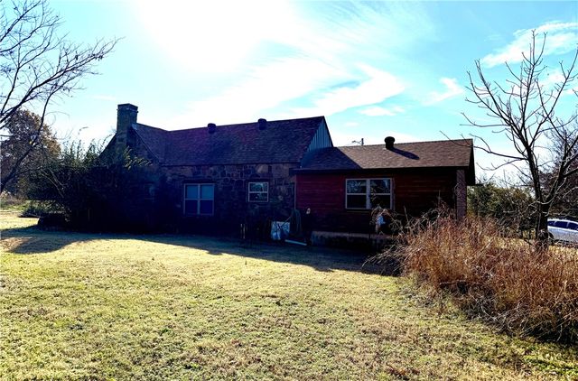 10993 S Old Cincinnati Road, Lincoln, AR 72744