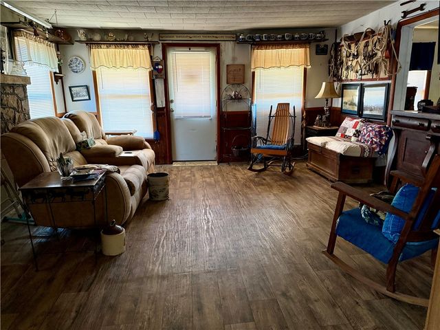 10993 S Old Cincinnati Road, Lincoln, AR 72744