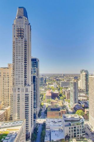 100 E Walton Street 42F, Chicago, IL 60611
