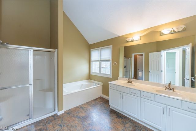 17918 Princeton Circle, Strongsville, OH 44149