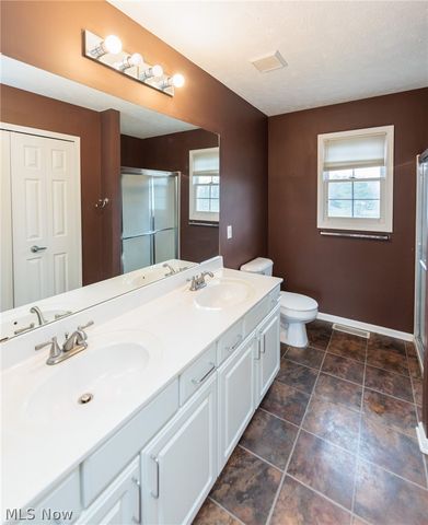 17918 Princeton Circle, Strongsville, OH 44149