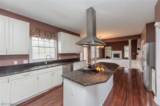 17918 Princeton Circle, Strongsville, OH 44149