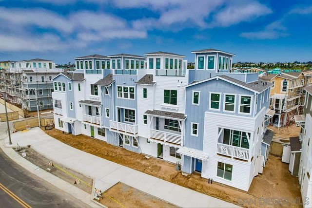 7400 Ponto Road, Carlsbad, CA 92011