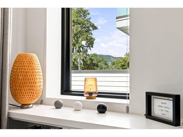 2467 Walnut St, Boulder, CO 80302