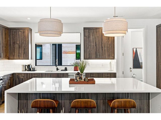 2467 Walnut St, Boulder, CO 80302
