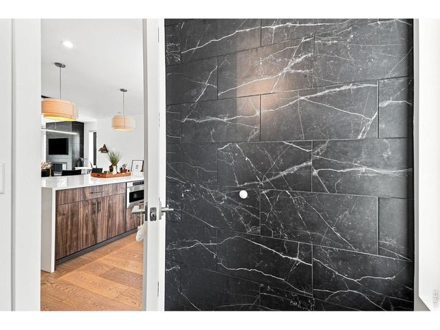 2467 Walnut St, Boulder, CO 80302