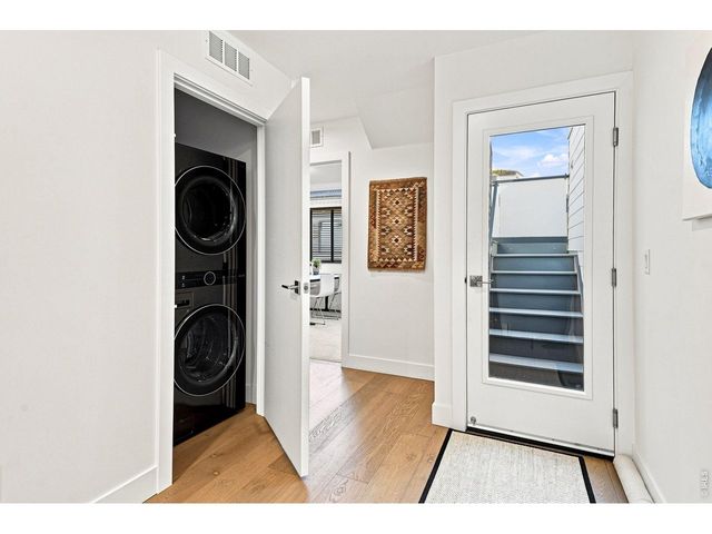 2467 Walnut St, Boulder, CO 80302