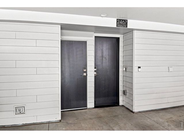 2467 Walnut St, Boulder, CO 80302