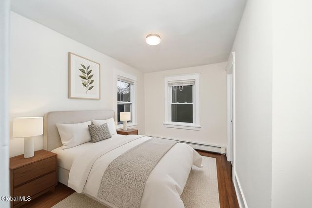 16 Regent Street, Albany, NY 12202