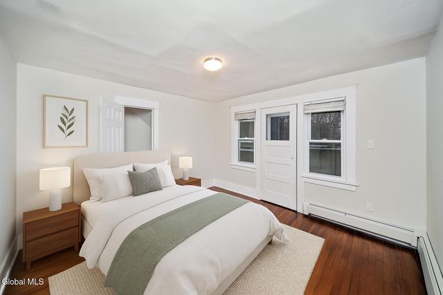 16 Regent Street, Albany, NY 12202