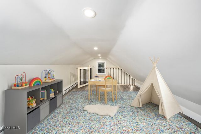 16 Regent Street, Albany, NY 12202