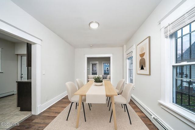 16 Regent Street, Albany, NY 12202