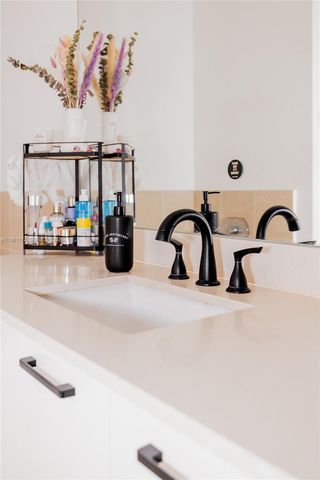 333 NE 24th St 1912, Miami, FL 33137