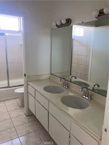 8505 Columbus Avenue 315, North Hills, CA 91343