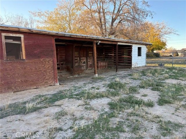 17843 Linden, Hesperia, CA 92345