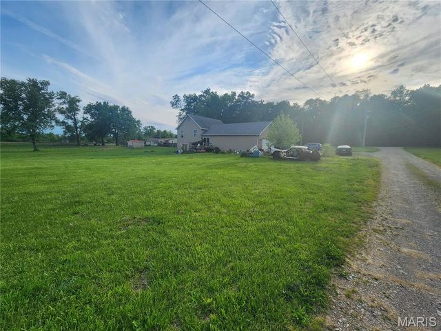 4907 Railway Lane, Farmington, MO 63640